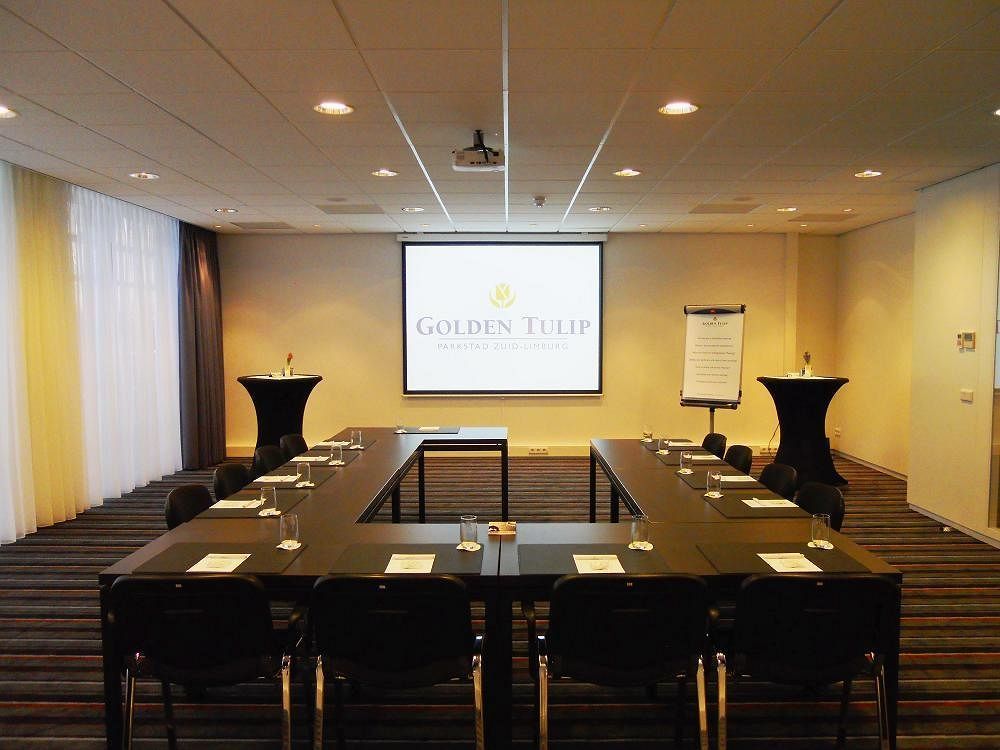Hotel Fletcher Hotel-restaurant Parkstad- Zuid Limburg 4*